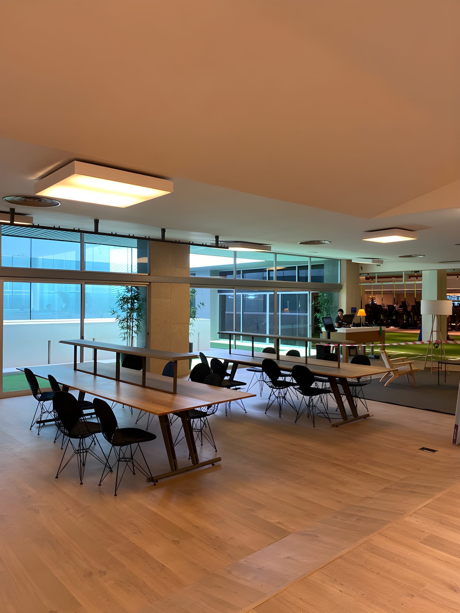 Club Metropolitan · Hotel Hesperia Sevilla · Club Metropolitan · Refurbishment and expansion · view 5