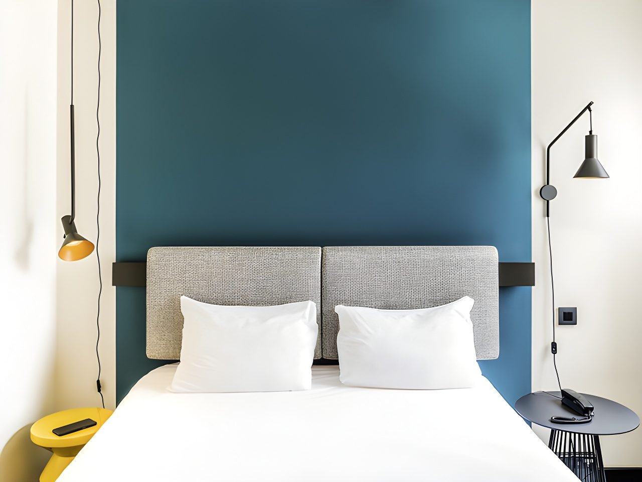 Accor Hotels · Hotel Ibis Barajas · Comprehensive refurbishment of 42 rooms · view 4
