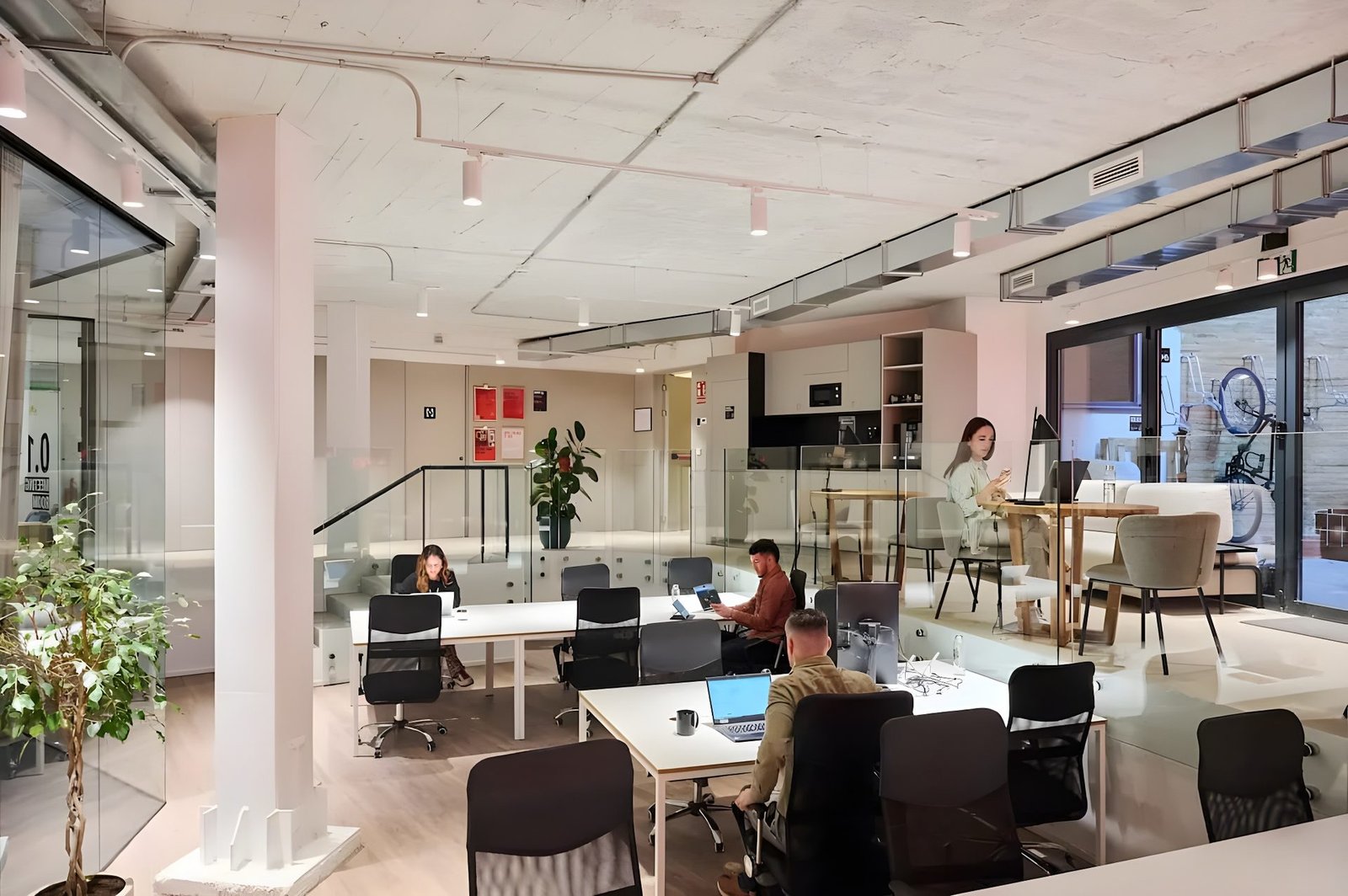 Inbest Real Estate · Turnkey office building refurbishment