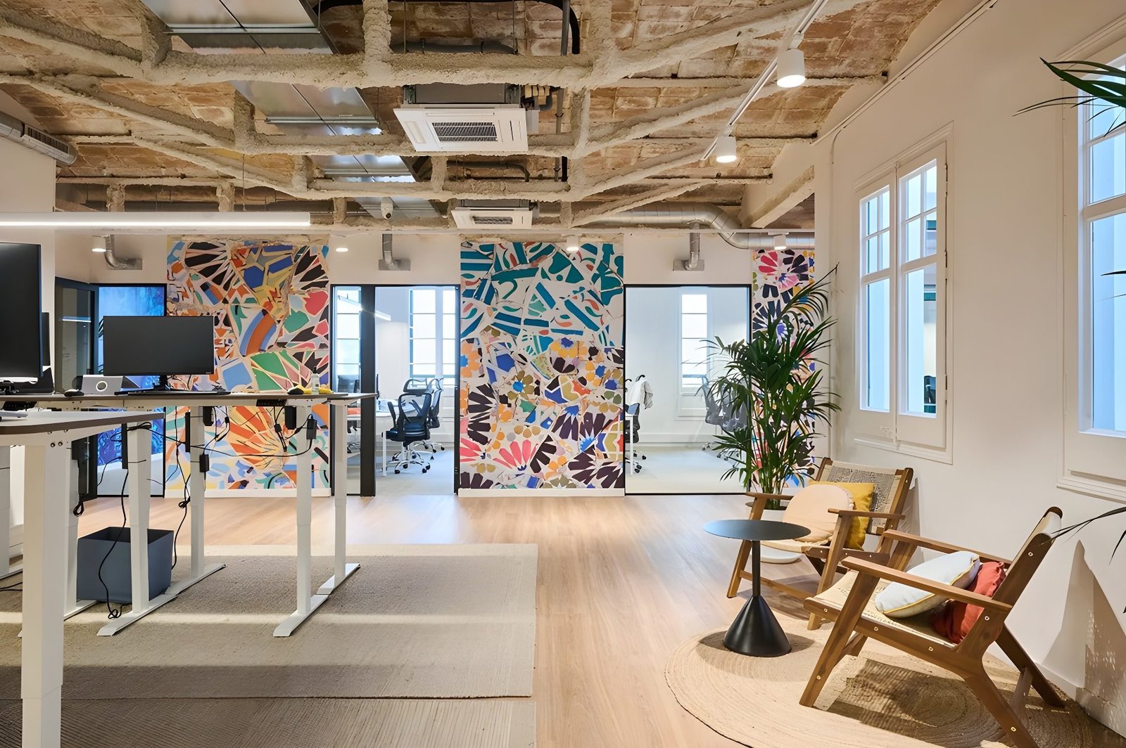 Inbest Real Estate · Turnkey office building refurbishment · view 3
