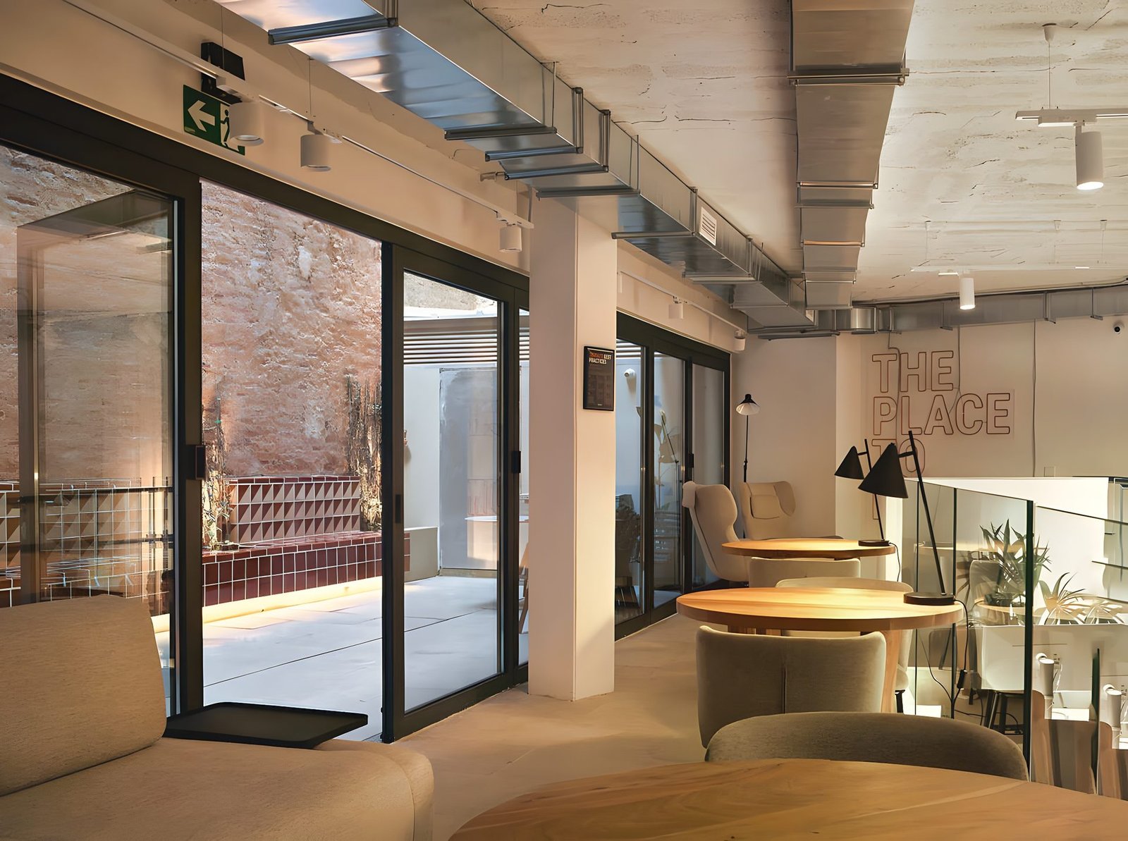 Inbest Real Estate · Turnkey office building refurbishment · view 7