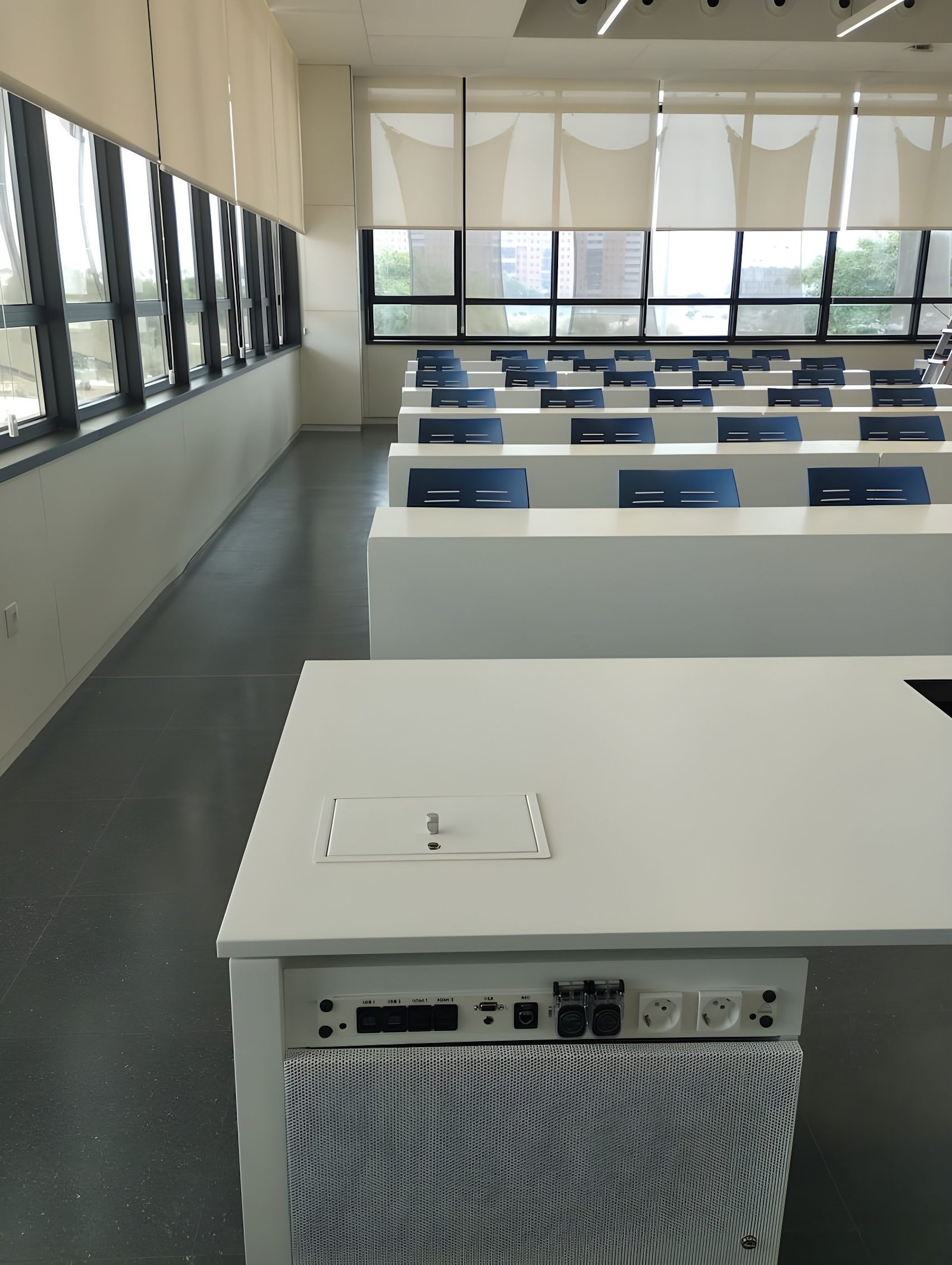 Universidad Loyola · Health Sciences Campus · view 6