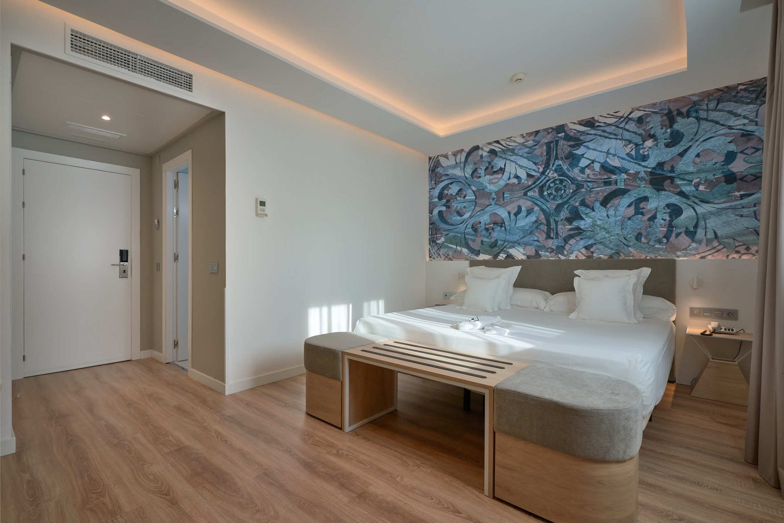 Hotel Monte Triana Sevilla 4★ · Refurbishment of 110 rooms · view 4