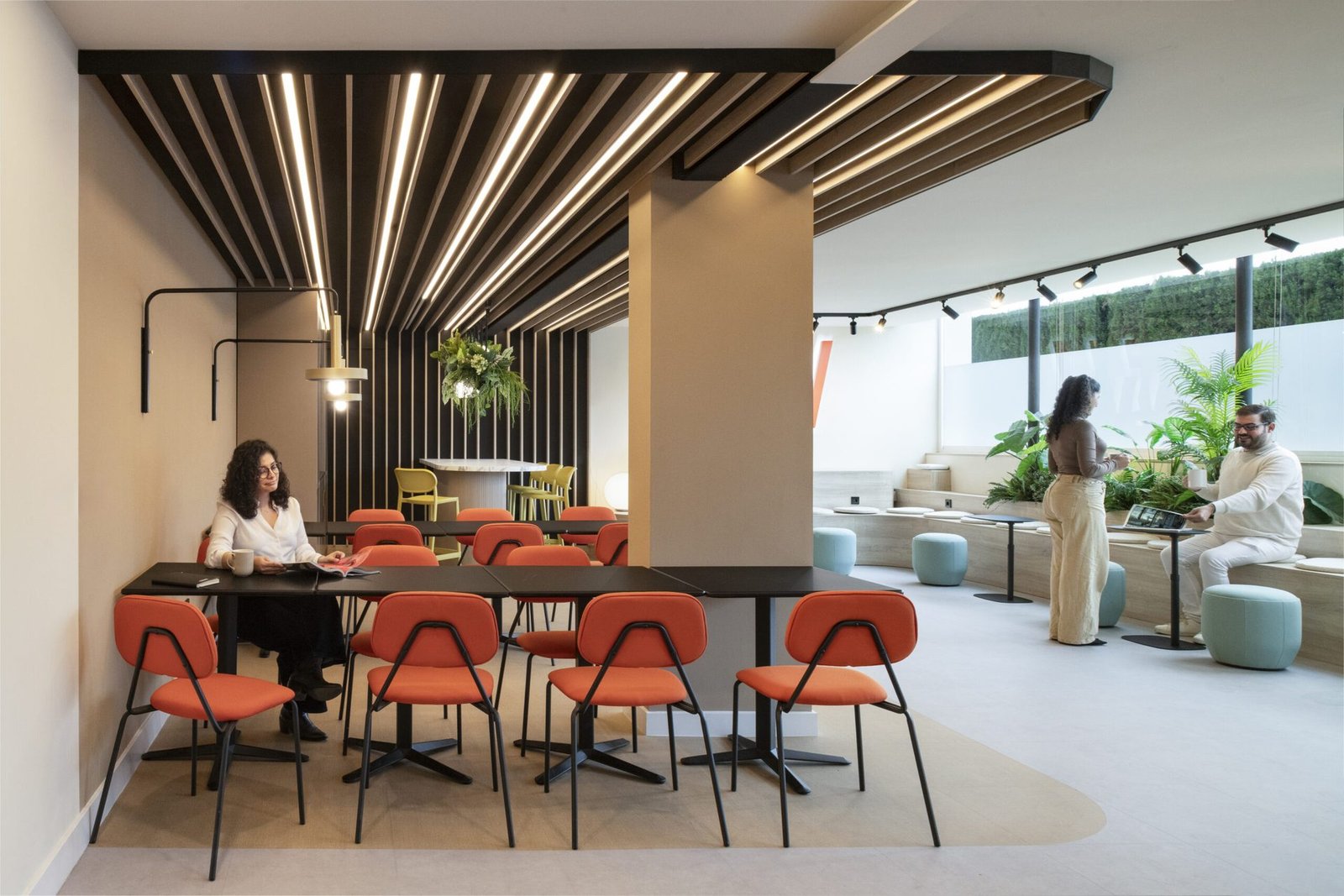 Montrel · Reception, workcafé and meeting area · view 5