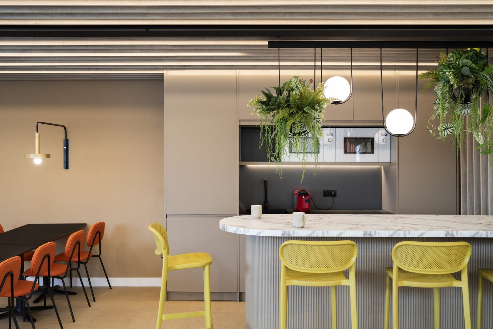 Montrel · Reception, workcafé and meeting area · view 9